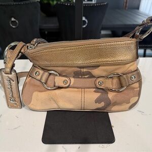 Camo Leather Shoulder Bag - Signature Script Tag